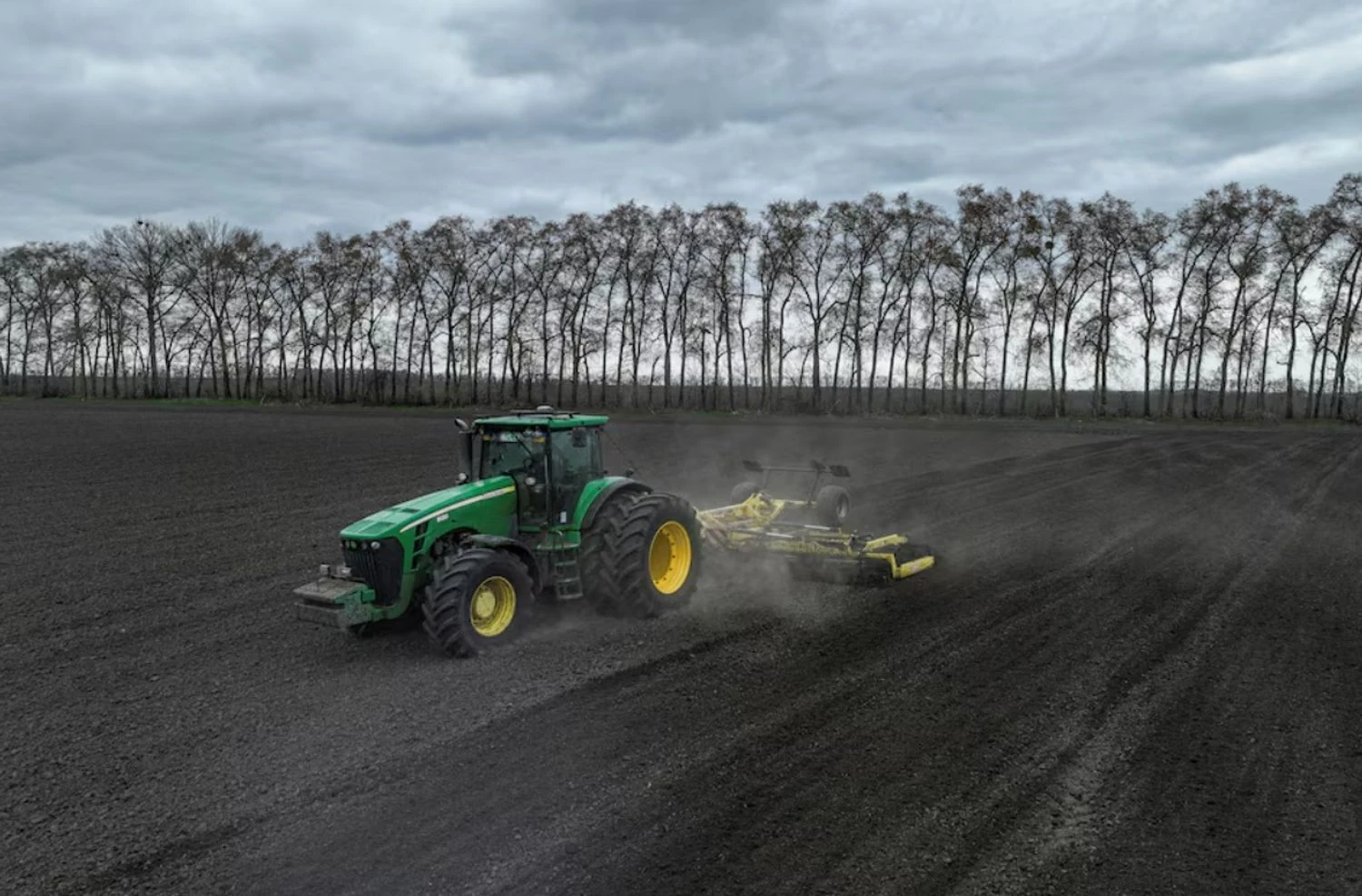 After years of war, Ukrainian farmers are reducing sowing due to the conflict in Iran - Media