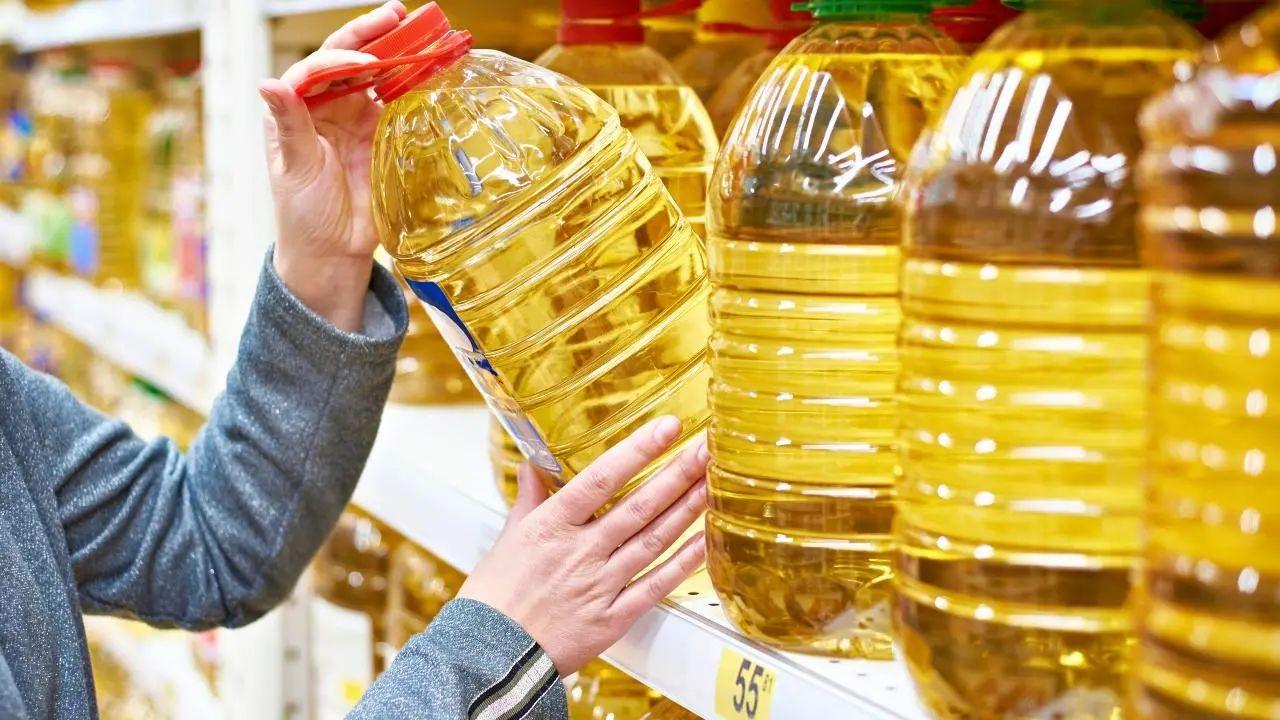 Govt mandates standard packaging sizes for edible oils to help consumers compare prices