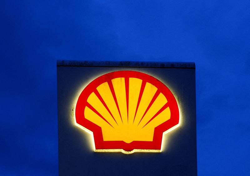 Shell to buy Canada's ARC in output-boosting $16.4 billion deal