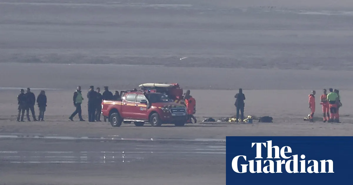 Man arrested after four die trying to cross Channel in small boat