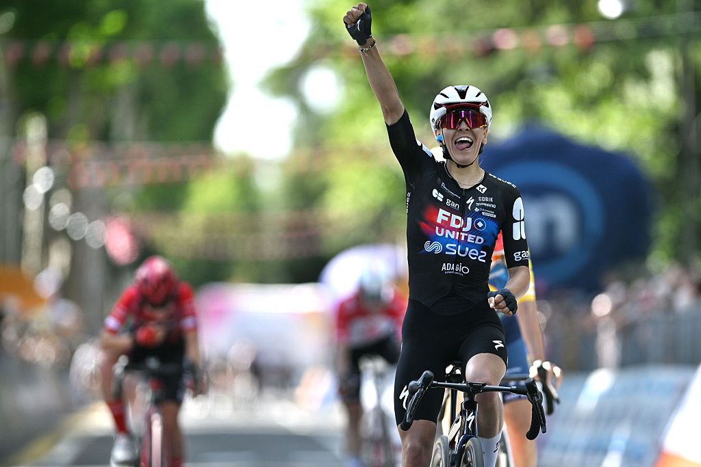 Giro d'Italia Women: Célia Gery wins stage 7 as Elisa Longo Borghini goes on the attack for time