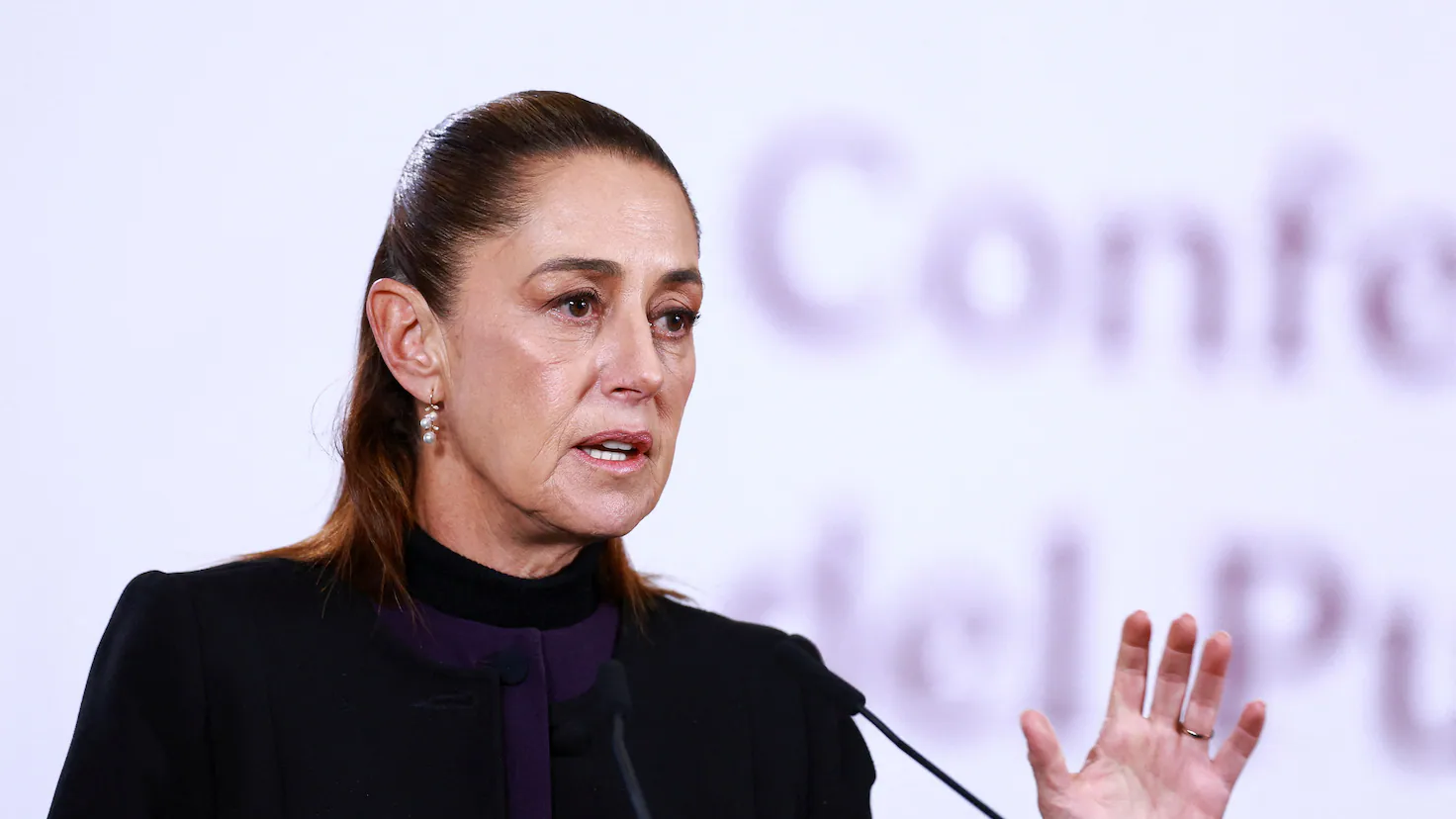 Mexican president promises “no risks” for travelling fans at 2026 World Cup