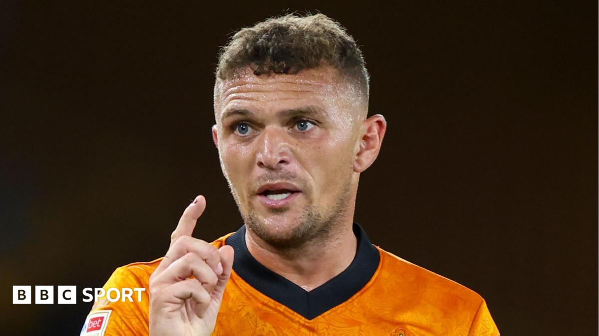 Trippier suffers knee injury on Wolves league debut