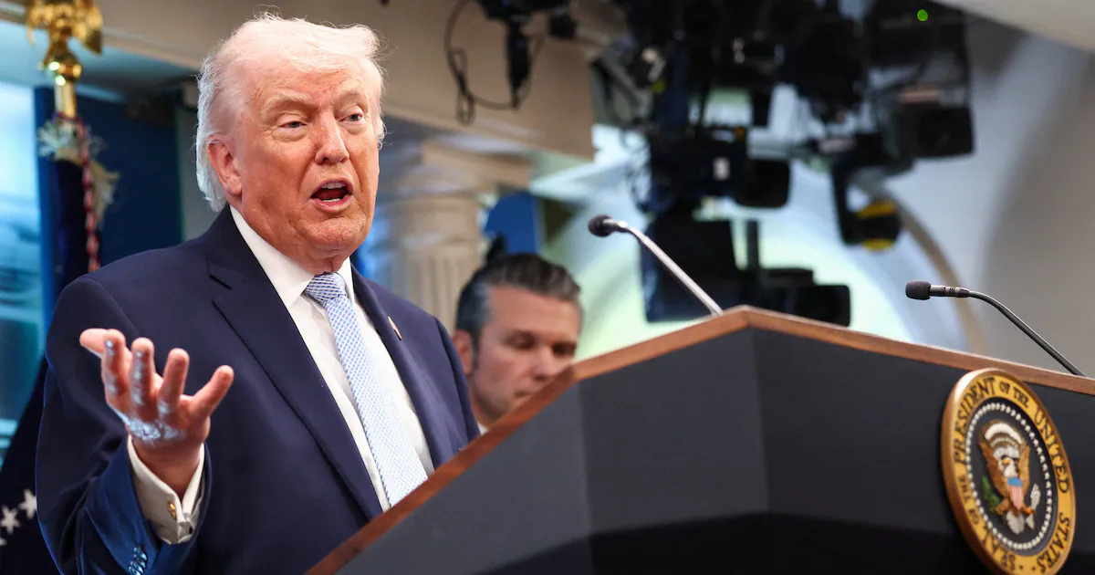 Trump warns Iran over Hormuz tolls, presses reopening before talks