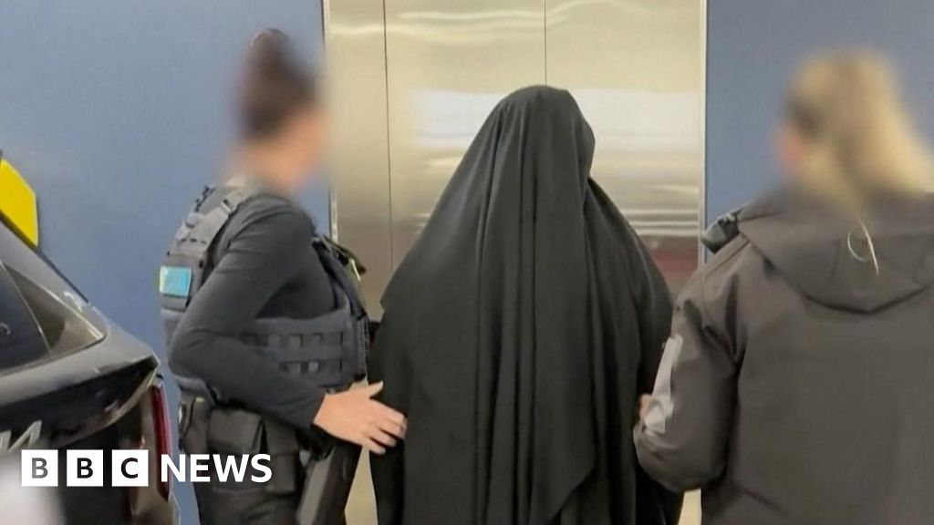 Australia charges woman who returned from Syria with joining Islamic State