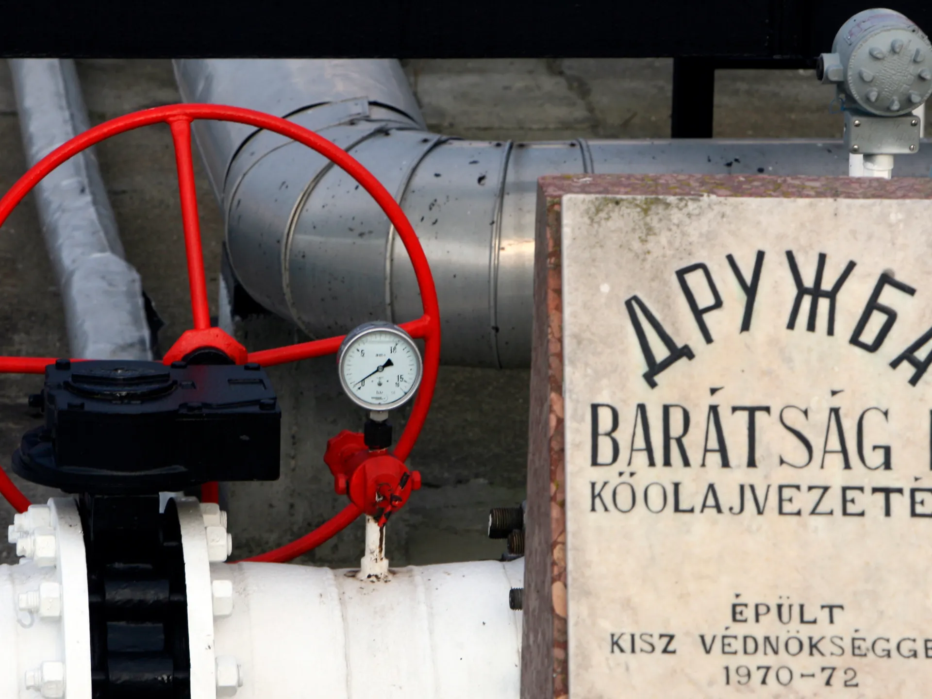 Ukraine restarts Russian oil to Europe, unblocking 90-billion-euro EU loan