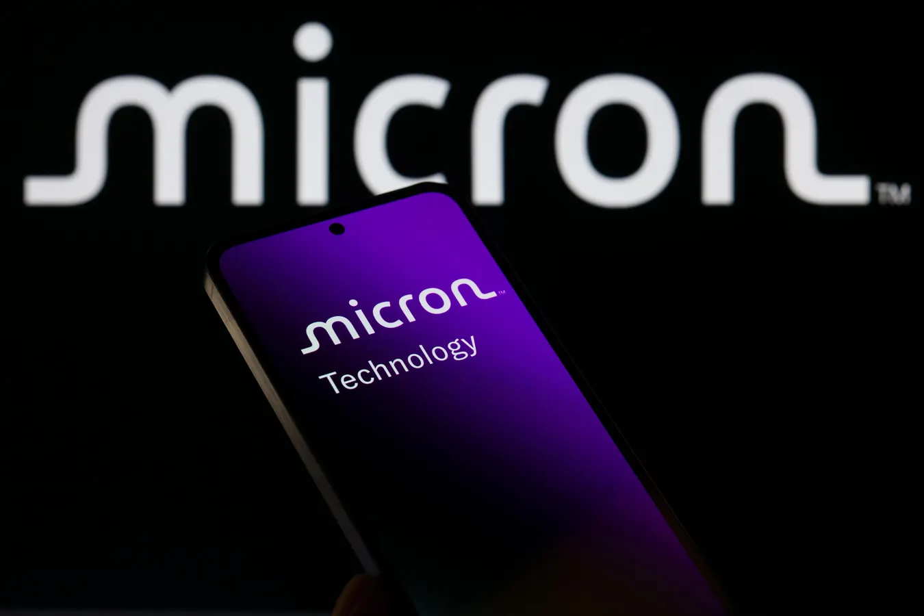 Micron Joins The Trillion-Dollar Club After Surging 18% Tuesday