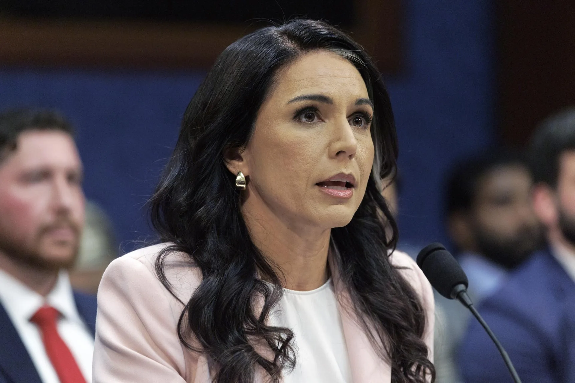 Tulsi Gabbard resigns as director of national intelligence