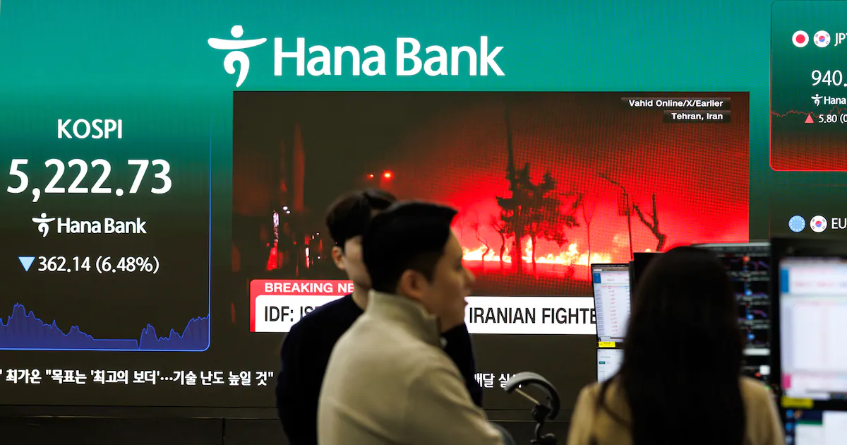 Oil prices surge past $115 and Asian markets slump as war escalates