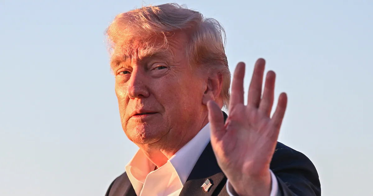 Trump Melts Down as U.S. and Iran Trade Shots in Strait