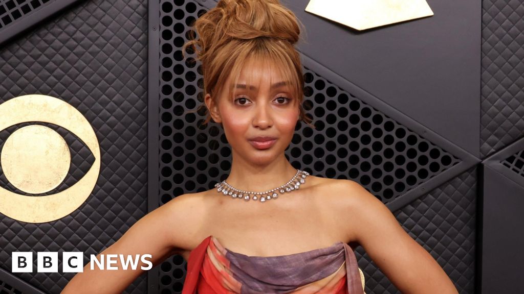 PinkPantheress makes history by winning Brit Award for best producer