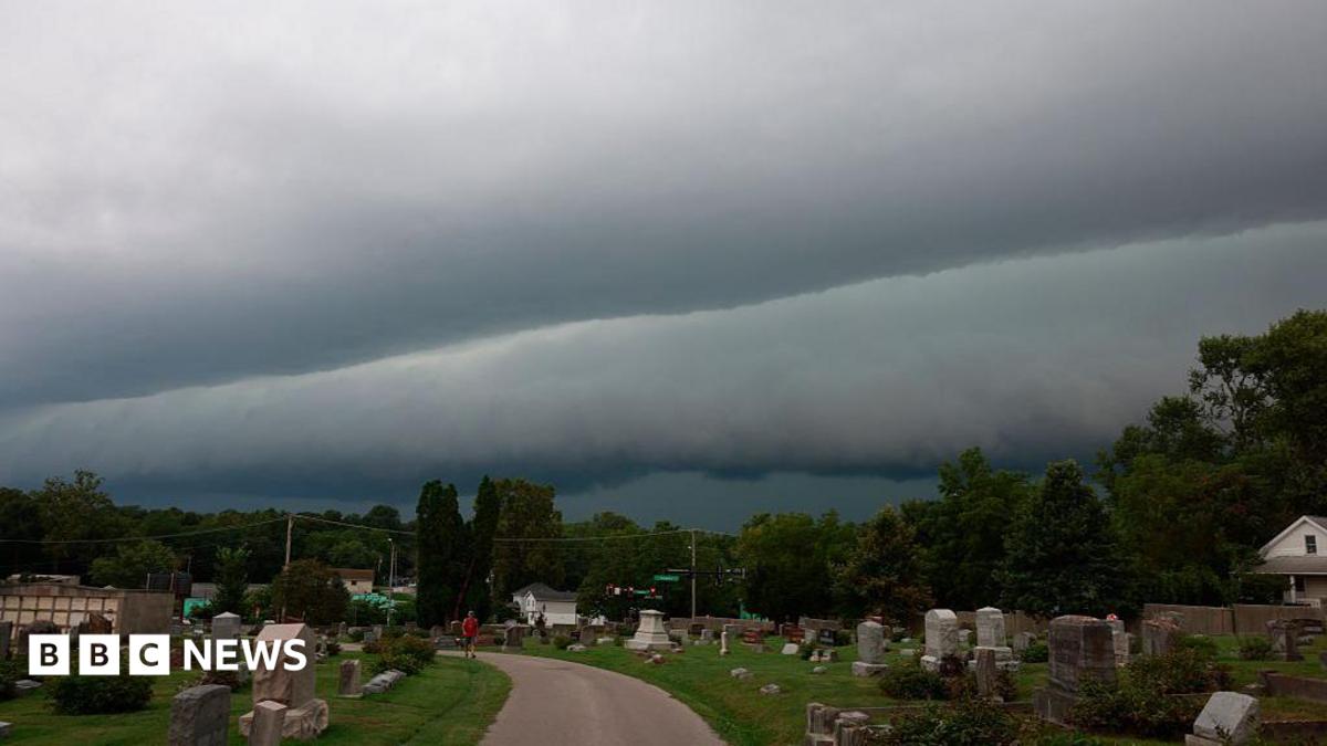 Sixteen inmates injured after lightning strikes US prison