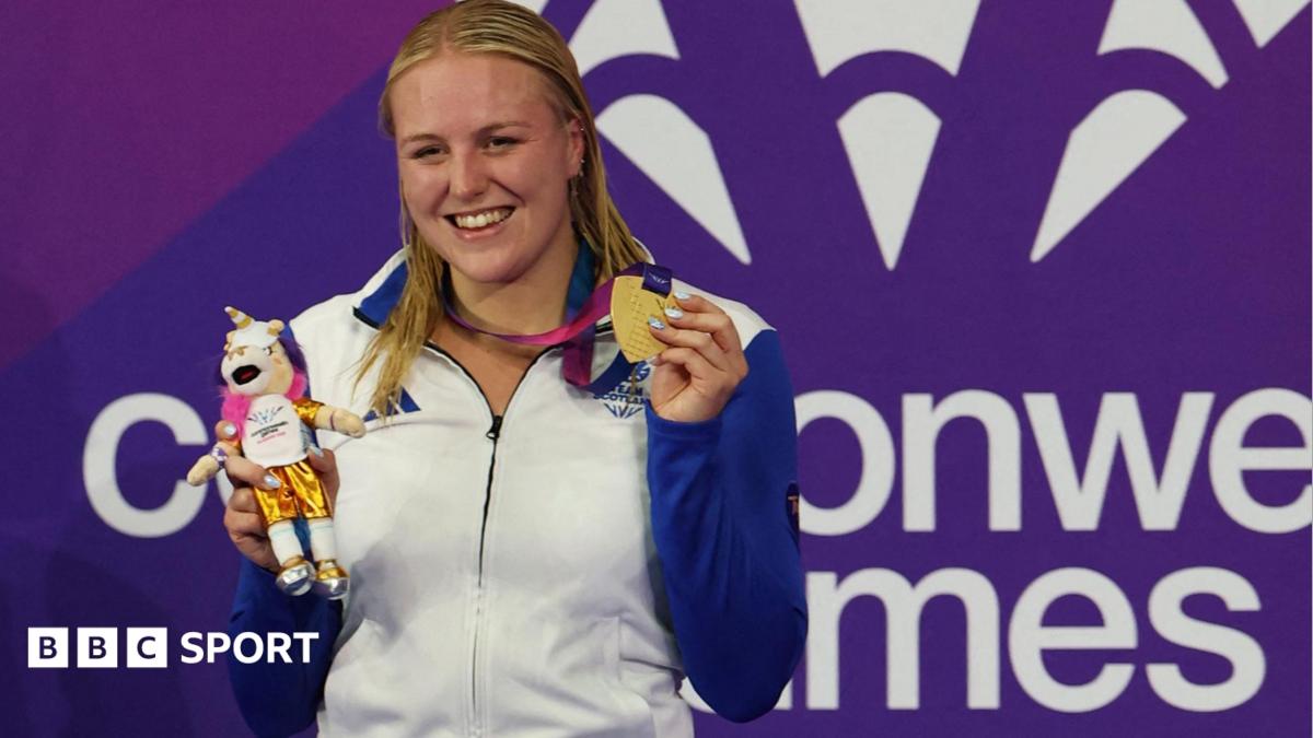 The gold medal-winning Para-swimmer competing in non-disabled race