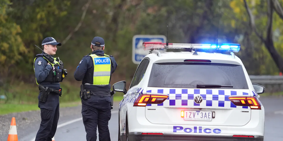 Australian police fatally shoot a suspect in a 3-hour standoff after 2 officers killed
