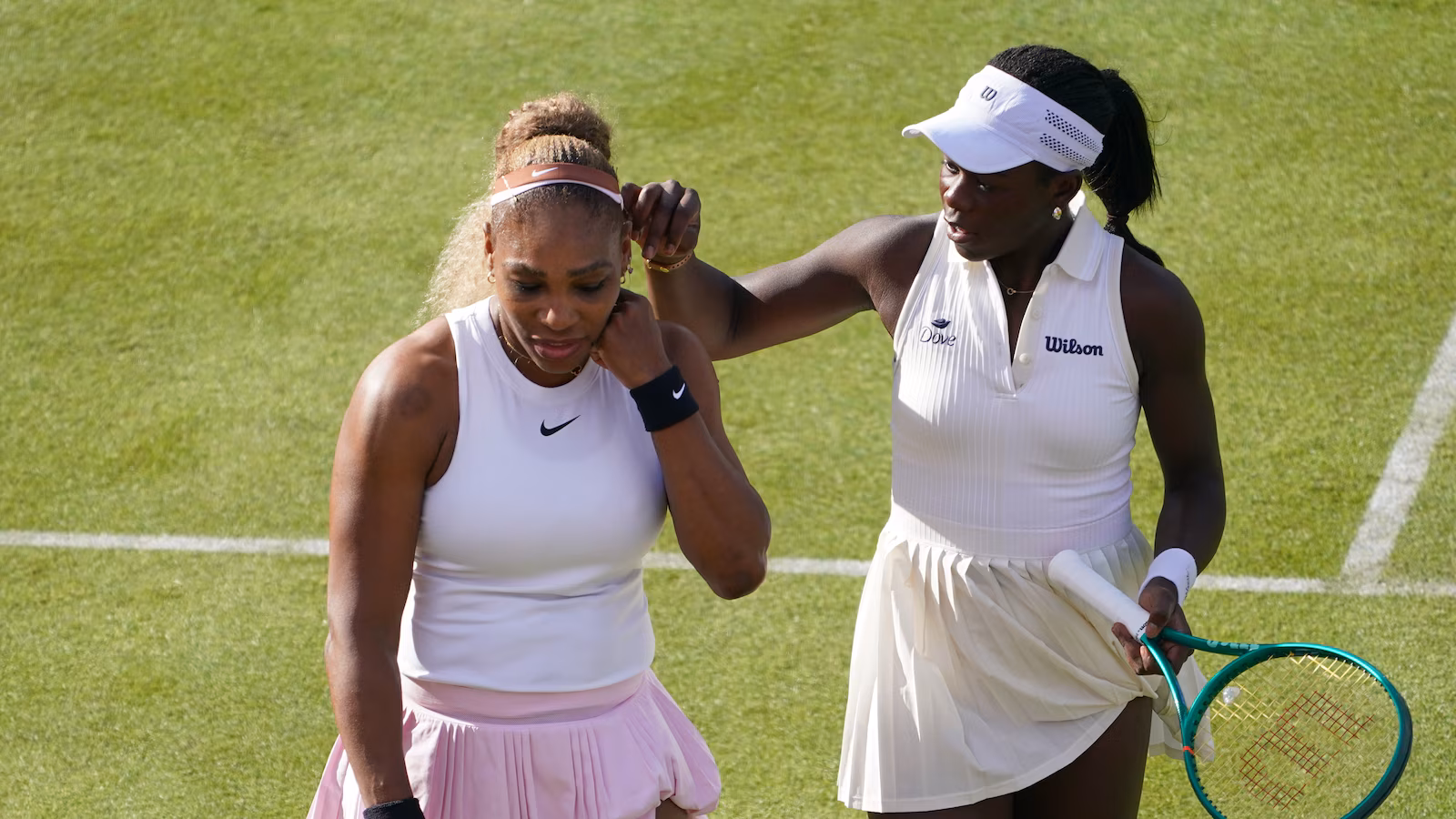Serena Williams begins her comeback in doubles at Queen's Club