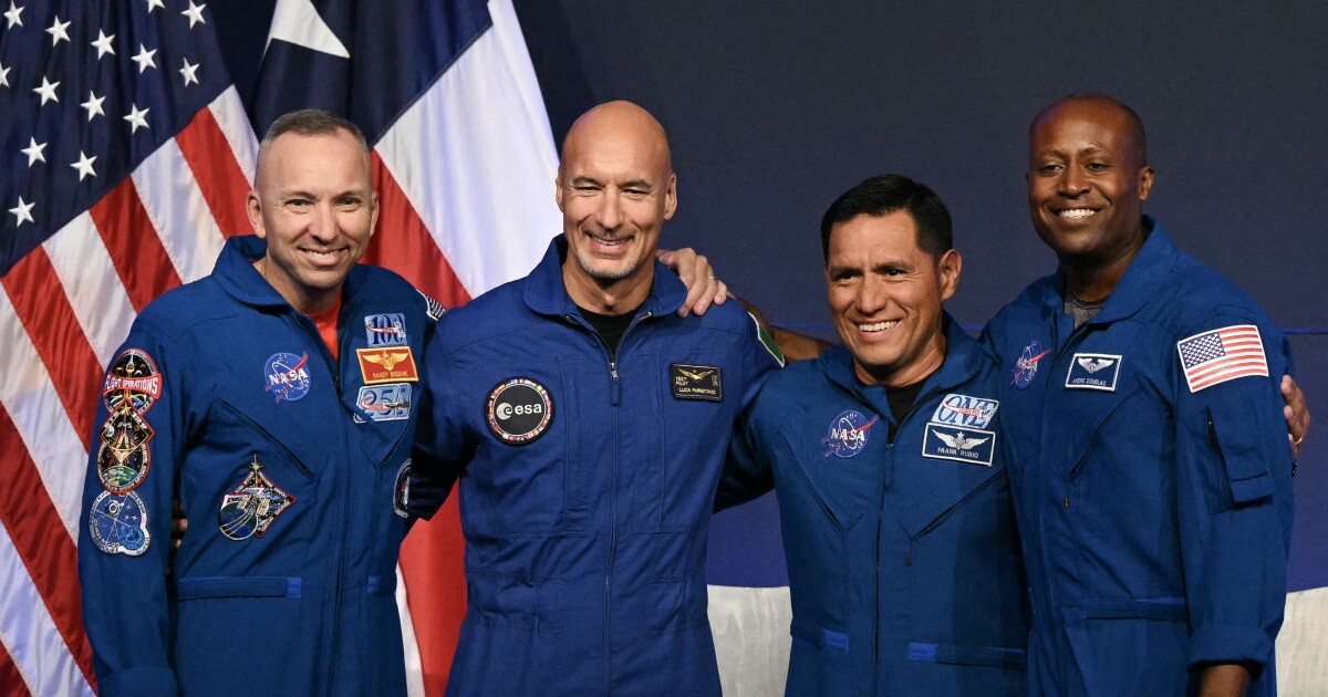NASA names 4 astronauts on the 'highly complex' Artemis III lunar training mission