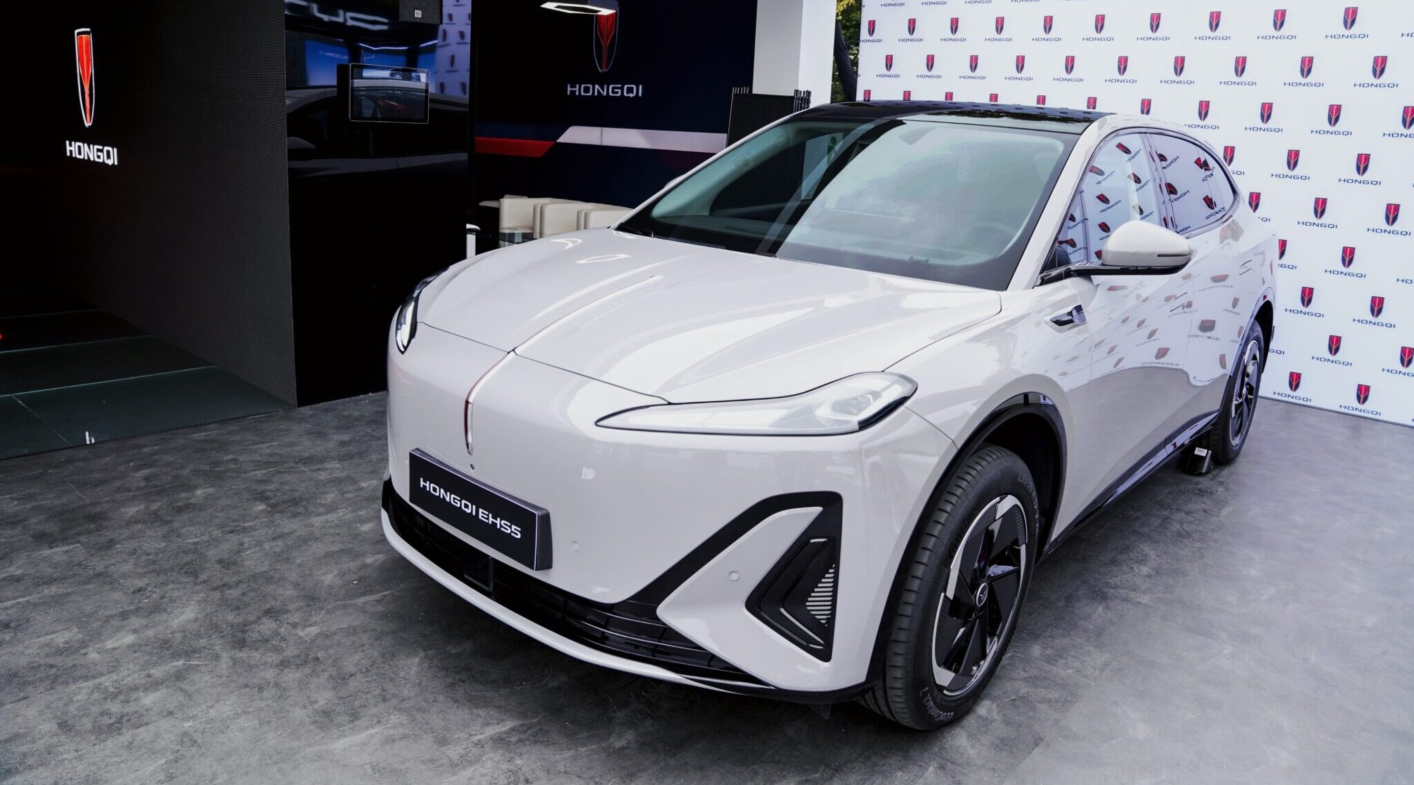 FAW Hongqi in Talks With Stellantis to Tap Spain Plant for Europe Production