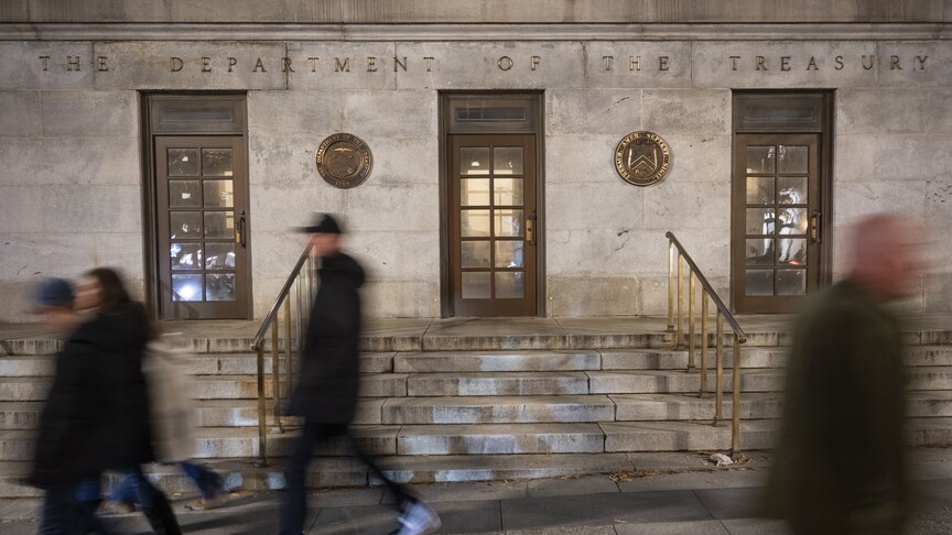 US Treasury puts financial institutions on notice as Iran oil waiver set to expire