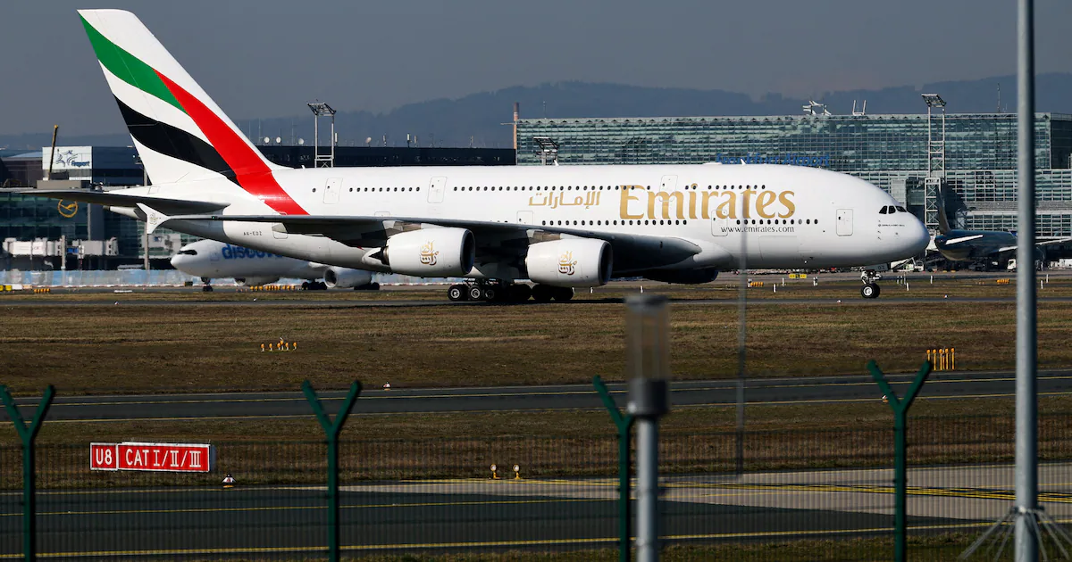 Emirates resumes flights on Saturday after brief suspension