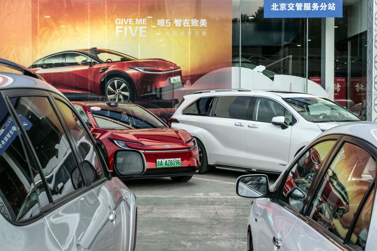 Toyota Sees Sales Dip as Iran Conflict Looms Over Operations