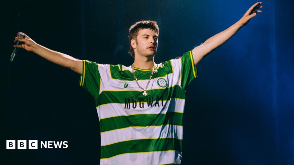 Semi-pro football club 'in shock' after shirt worn by Reading Festival headliners