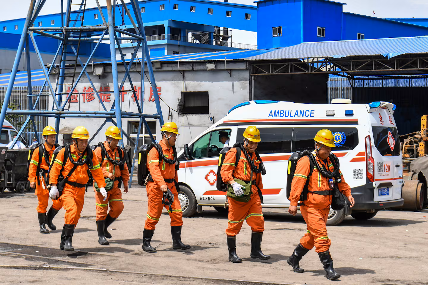 Coal mine explosion in China kills 90 people, state media says