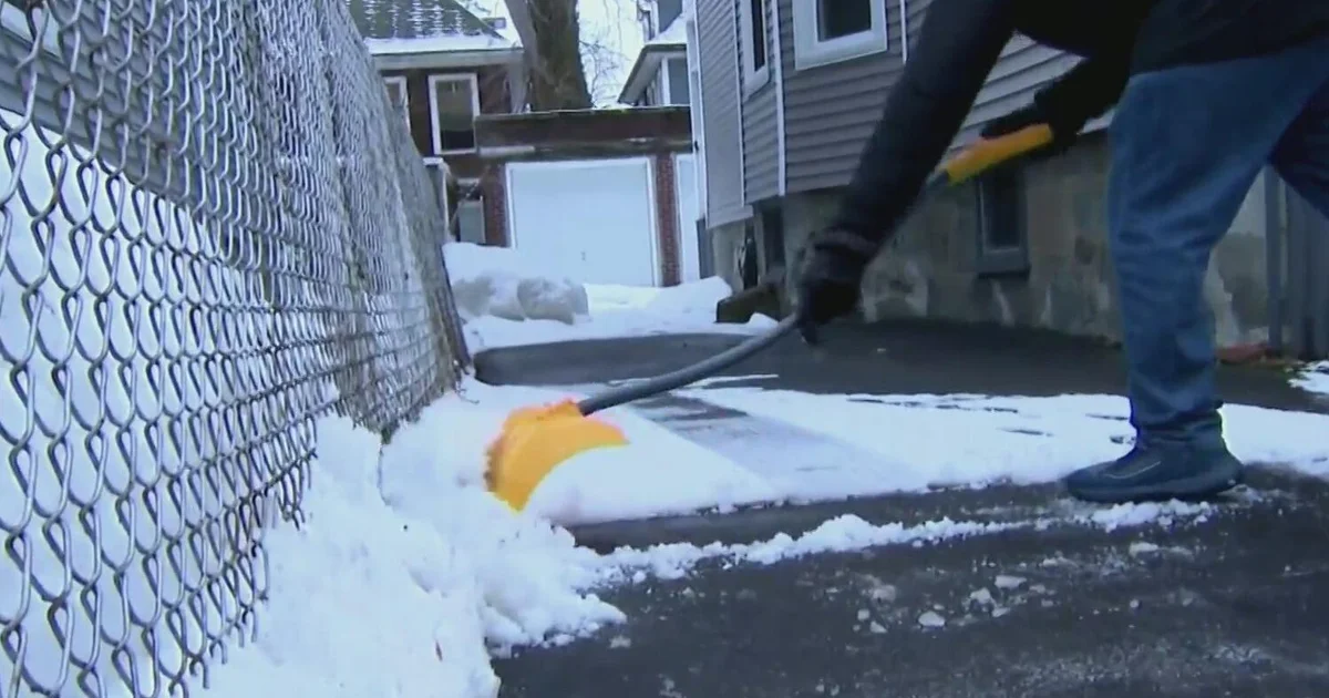 Major Nor’easter slams East Coast with heavy snow and high winds