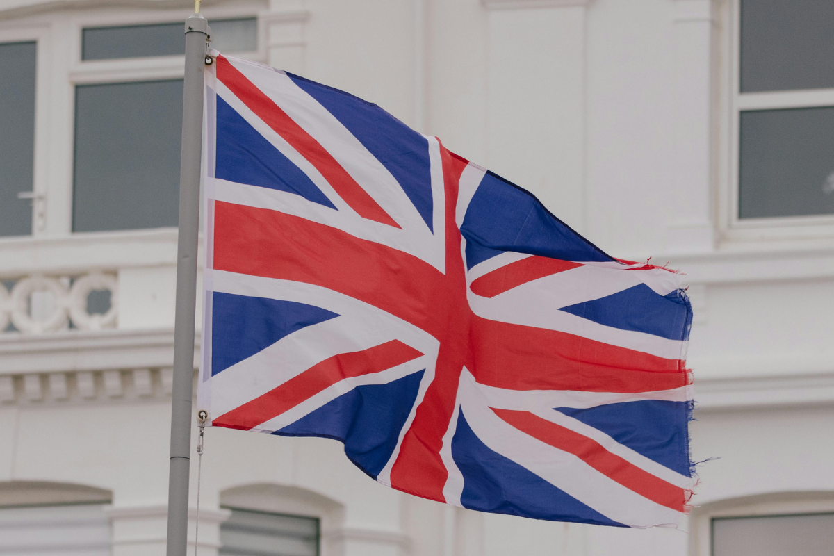 Minimum Wage 2026 Rises to £12.71 from April as Pay Boost Kicks In