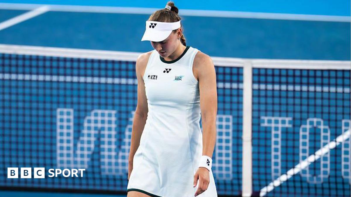 Rybakina retires injured in quarter-final against Swiatek