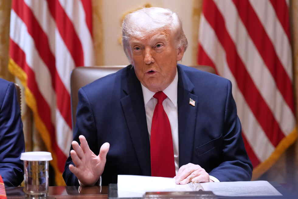 Trump gathers Cabinet as he looks to seal deal to end war that some backers worry will embolden Iran