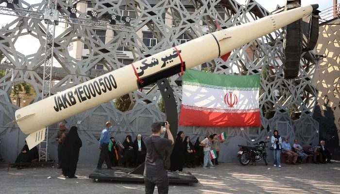 Iran targets US bases in Jordan and the Gulf after Trump orders strikes near Hormuz