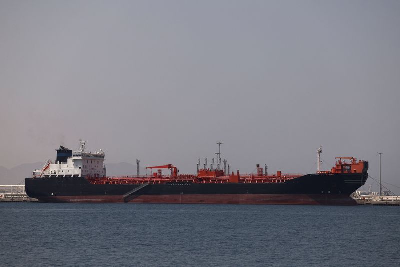 Oil rises nearly 1% as US launches new strikes against Iran, supply tightens