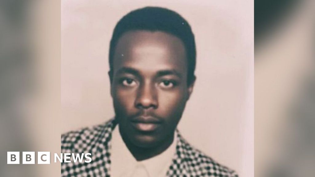 Cartoonist freed after 15 years in prison without charge in Eritrea