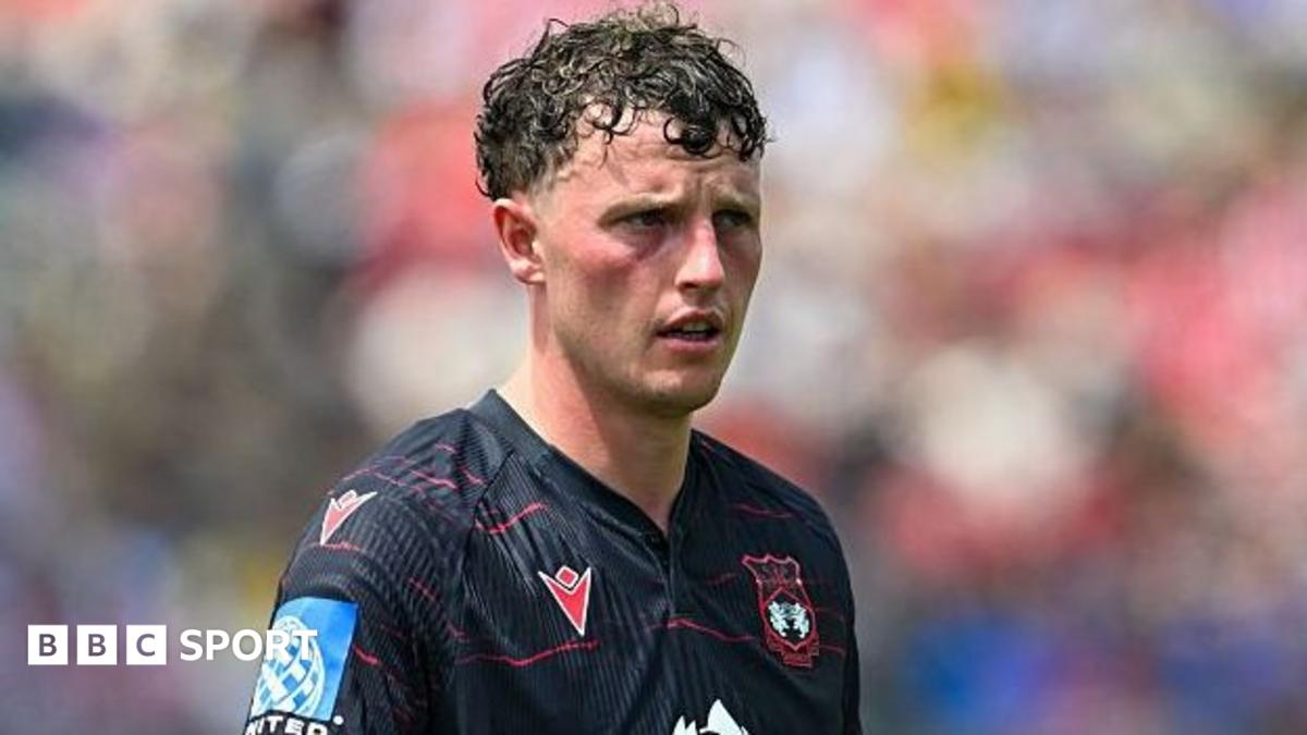 Wrexham's Broadhead to miss Wales games with injury
