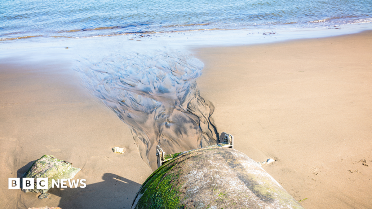 More than 800,000 hours of sewage spills in Wales last year, report claims
