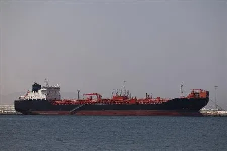 Oil rises nearly 1% as US launches new strikes against Iran, supply tightens
