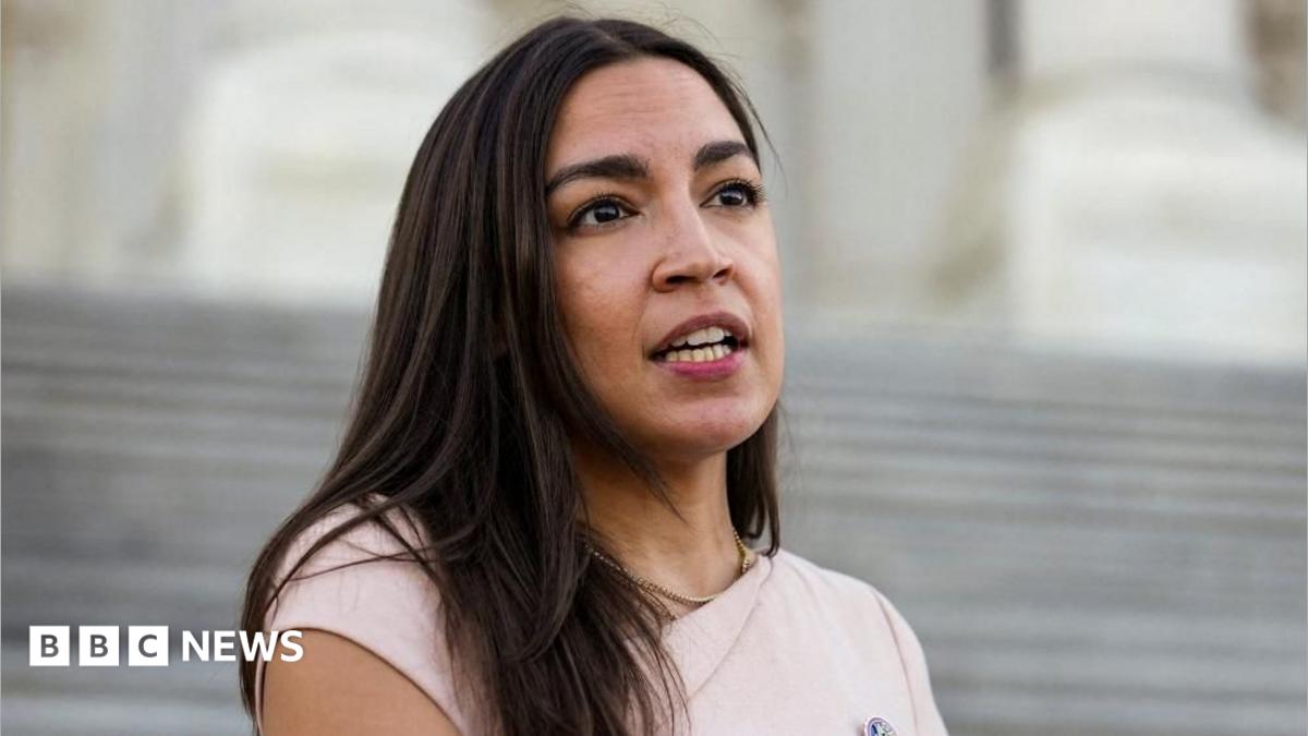 Alexandria Ocasio-Cortez says she's freezing her eggs