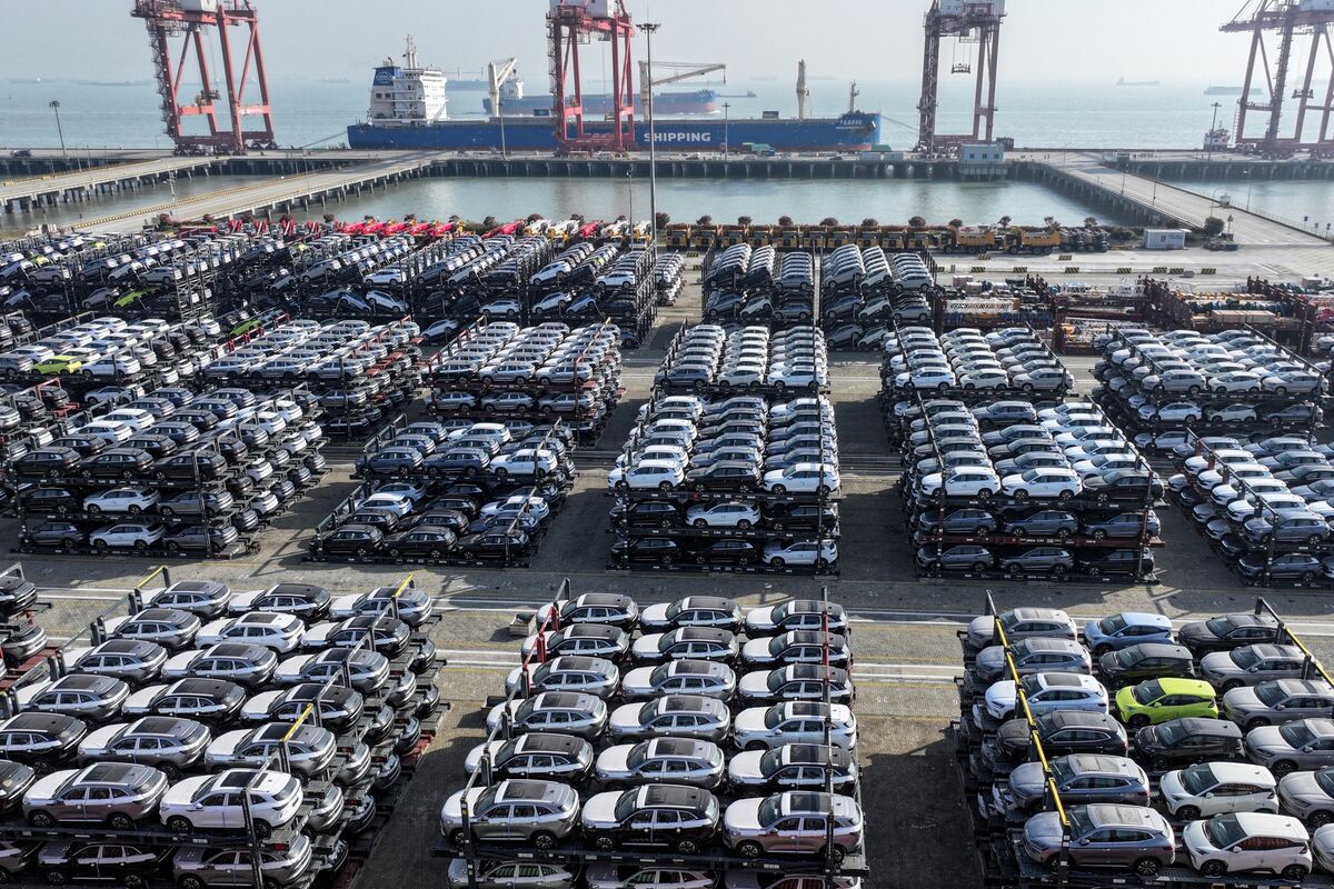 China’s EV Exports Jump to Record as Oil Shock Entices Buyers
