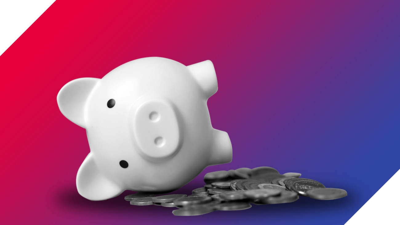 Economic optimism falls to record low as concern over inflation rises