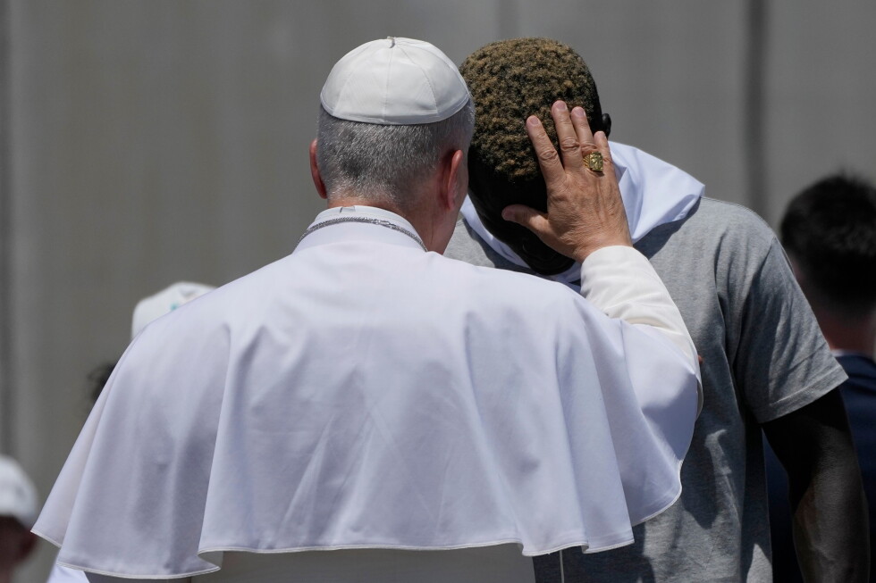 Pope slams world's indifference to migrants while visiting onetime 'dock of shame' in Canary Islands