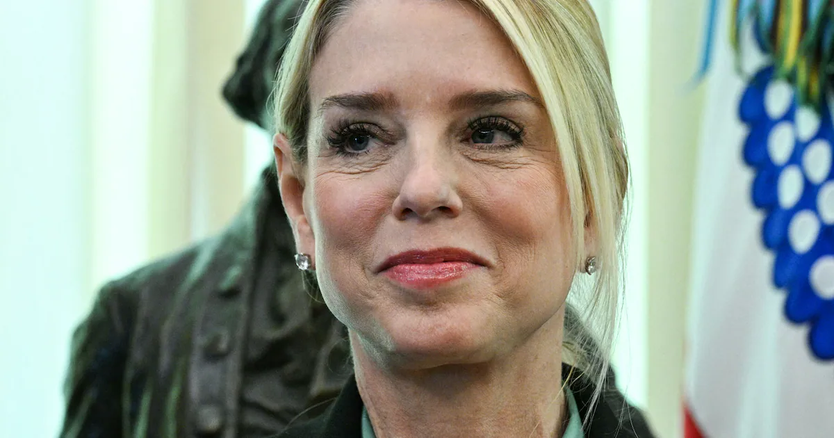 Mace Blasts Bondi's Bid to Wriggle Out of Epstein Grilling