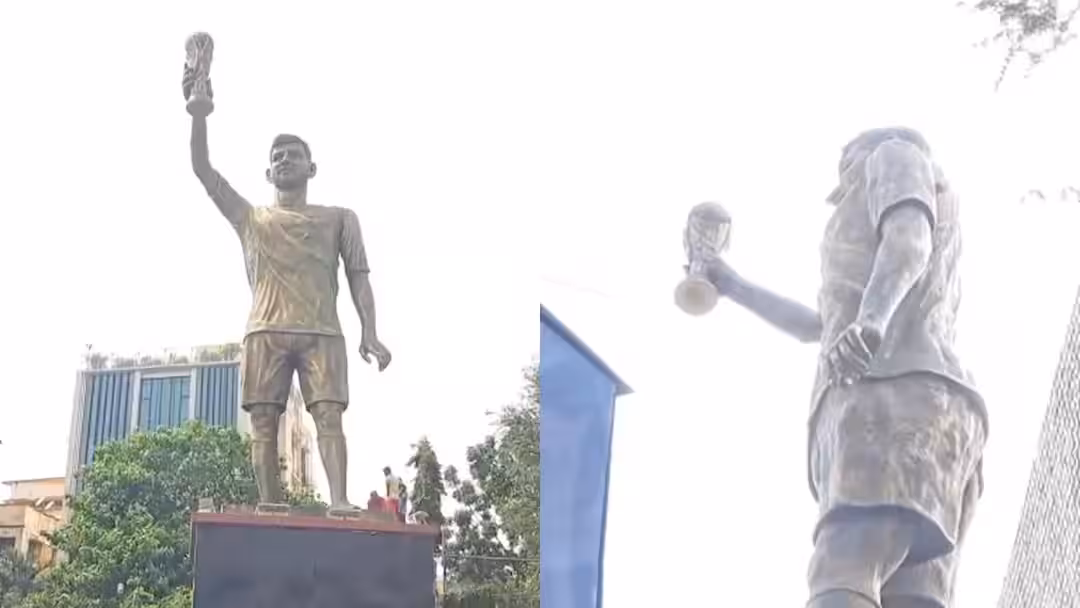 Kolkata's 70-Foot Messi Statue Sway In High Winds On VIP Road, Locals Fear Collapse