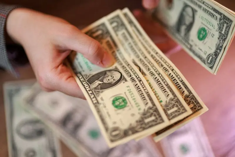 Dollar Set for Weekly Gain on Stalled US-Iran Talks and Middle East Uncertainty