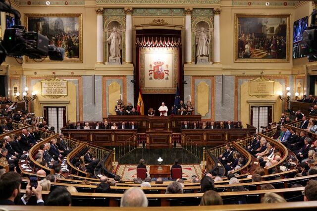 Pope Leo warns Spain's parliament the world is in 'profound' crisis