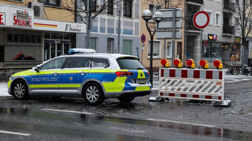 2 killed, several injured after car rams into crowd in Leipzig, Germany