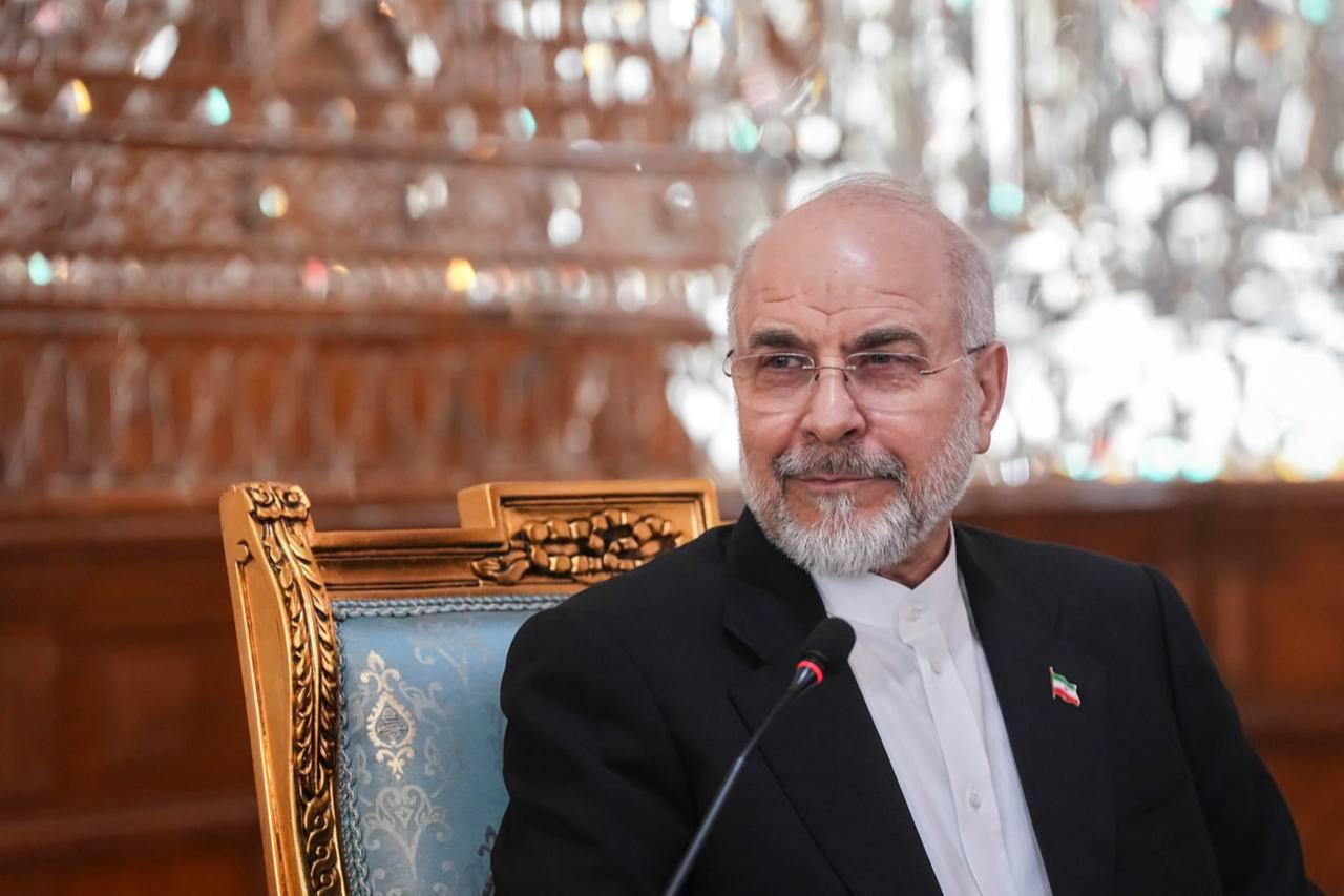 'Hormuz will not remain open if blockade continues,' says Iran's Ghalibaf