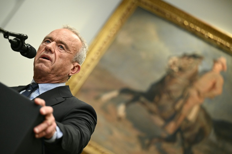 15 states sue Trump administration over child vaccine policy