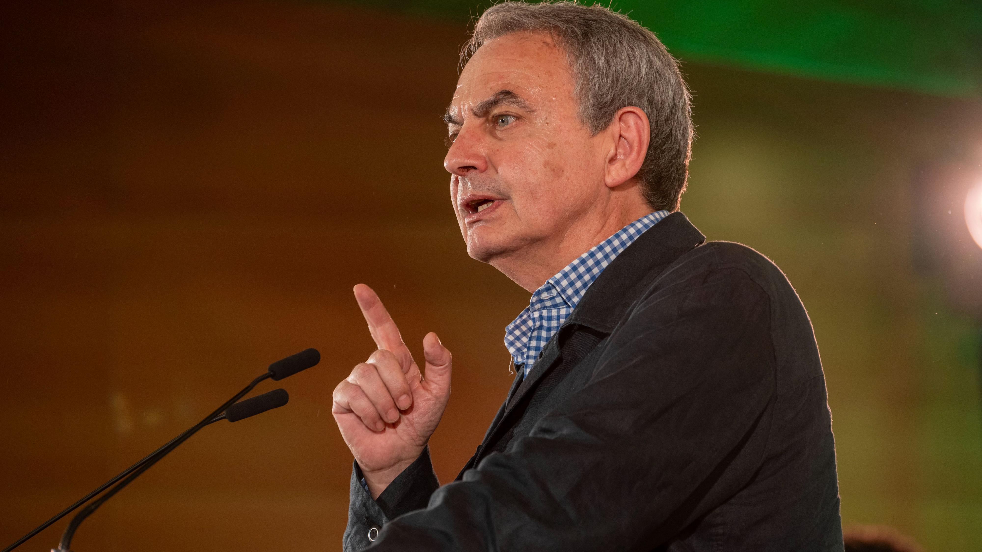 El juez del caso Plus Ultra abre pieza separada para investigar a Zapatero por delitos fiscal y de contrabando