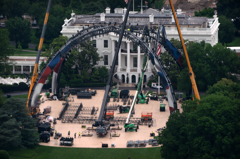UFC fighting cage rises on White House lawn for bout celebrating America's 250th anniversary