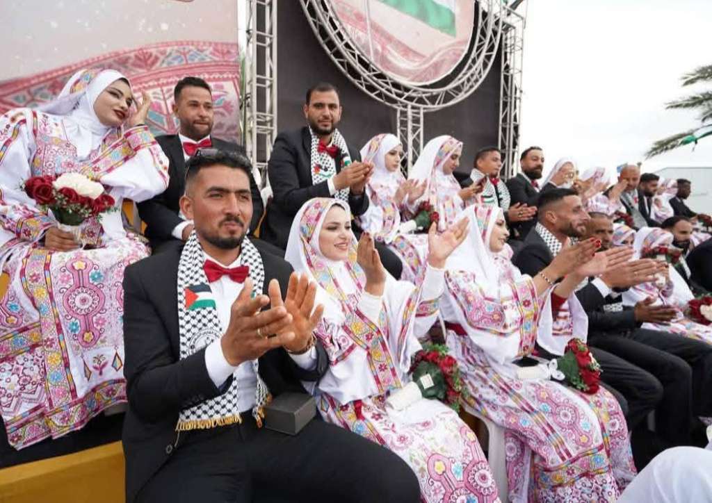 Mass Wedding Brings Hope to 300 Couples in War-Torn Central Gaza